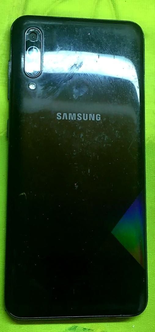 Срочно  Samsung galaxy  A30s  3/32