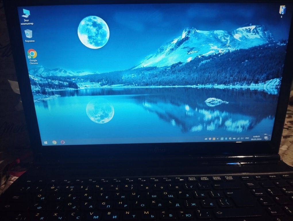 Мощный ноутбук Fujitsu E752