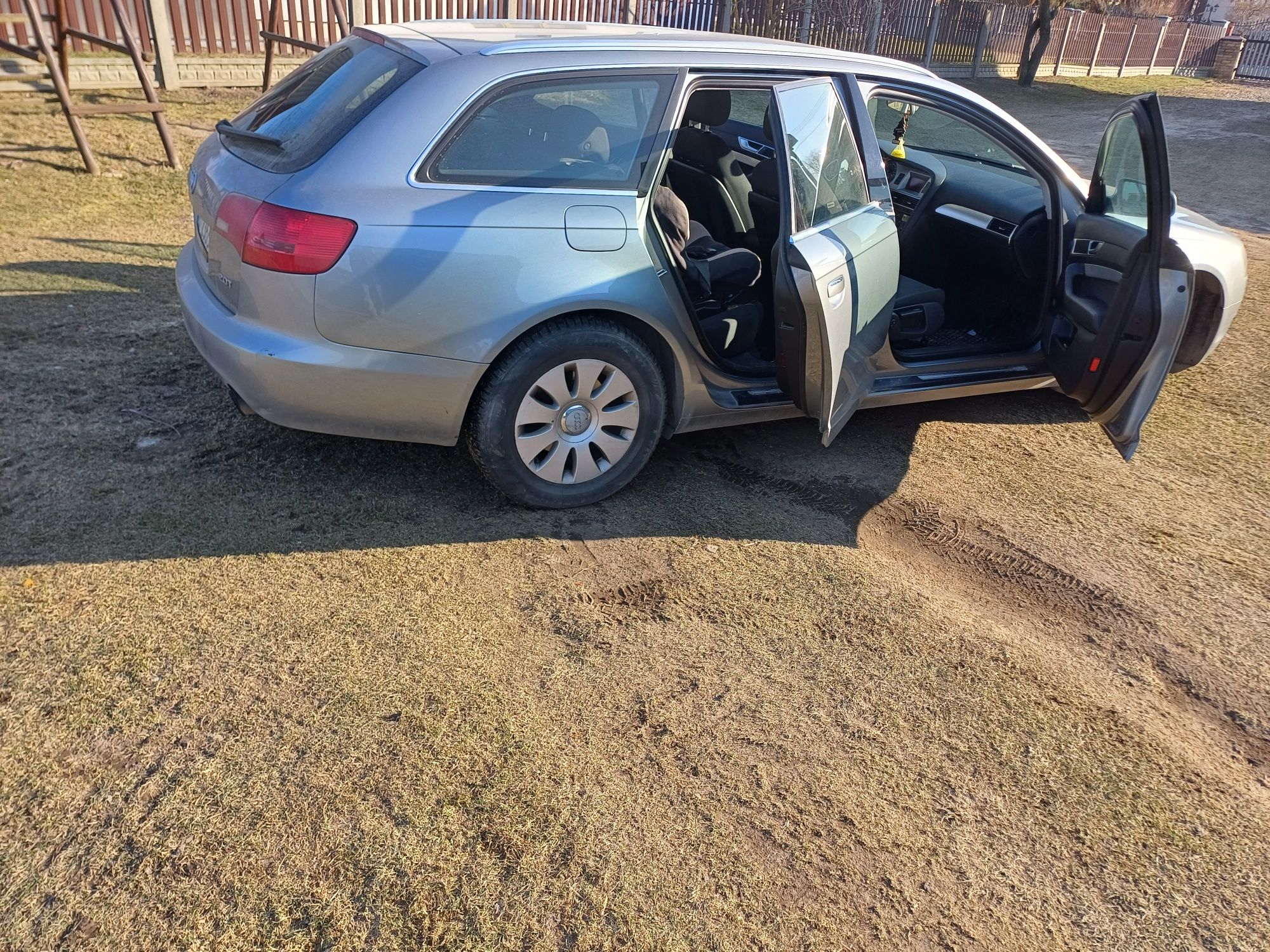 AudiA6C62008 benzyna