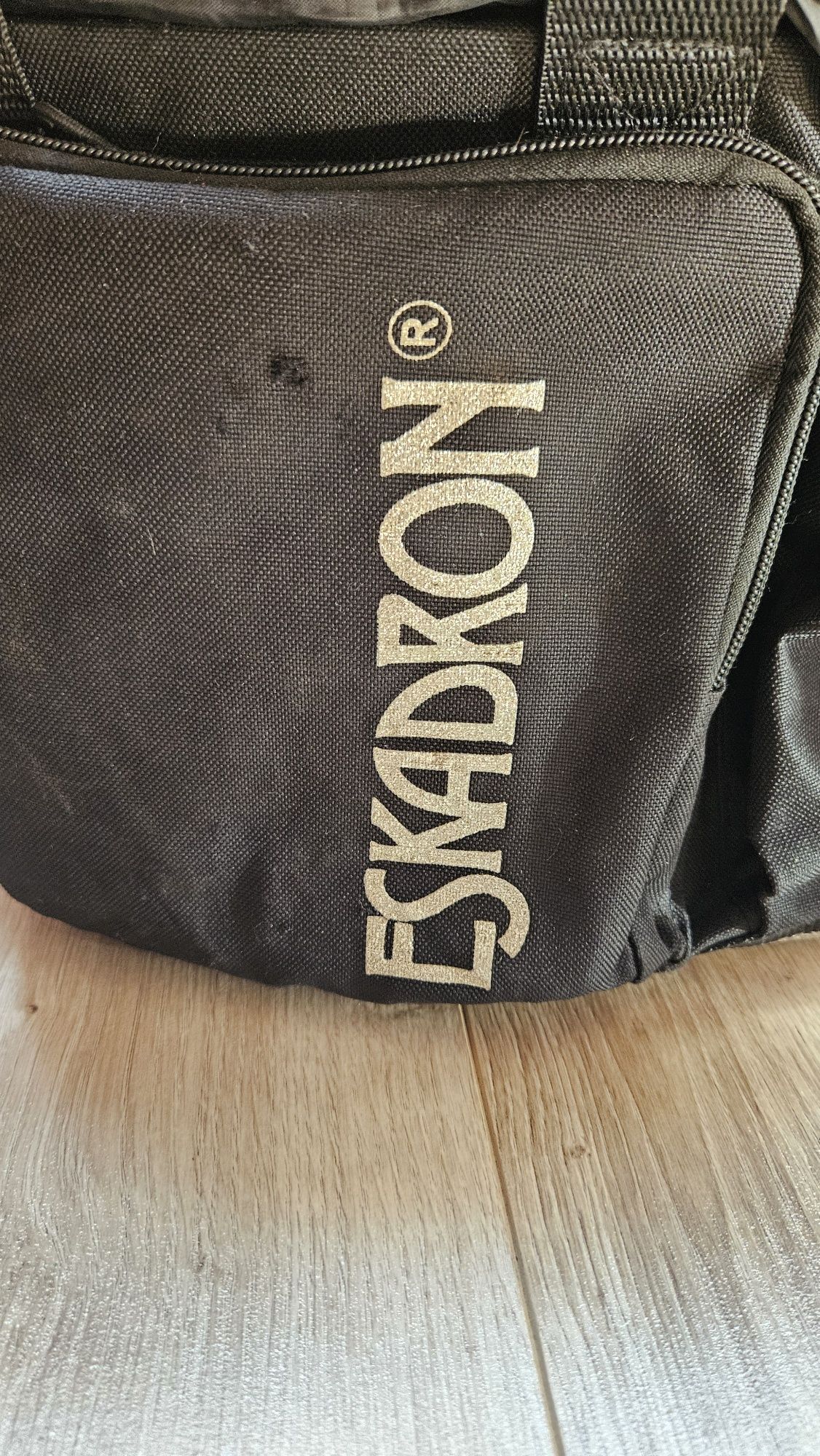 Eskadron torba z szczotkami