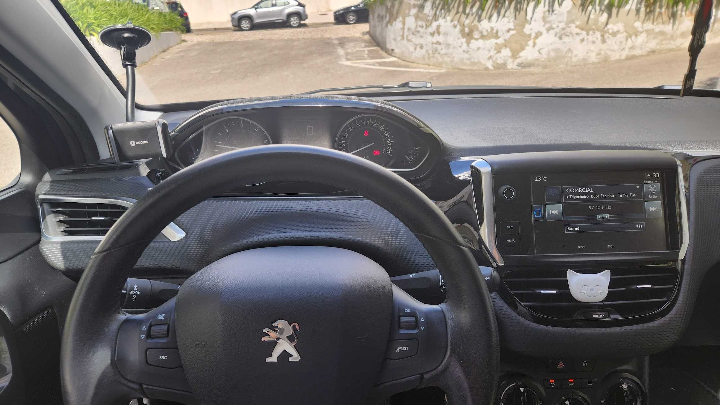 Peugeot 208 1.6 Bluehdi Style 2016 - Gasóleo - 68.000km