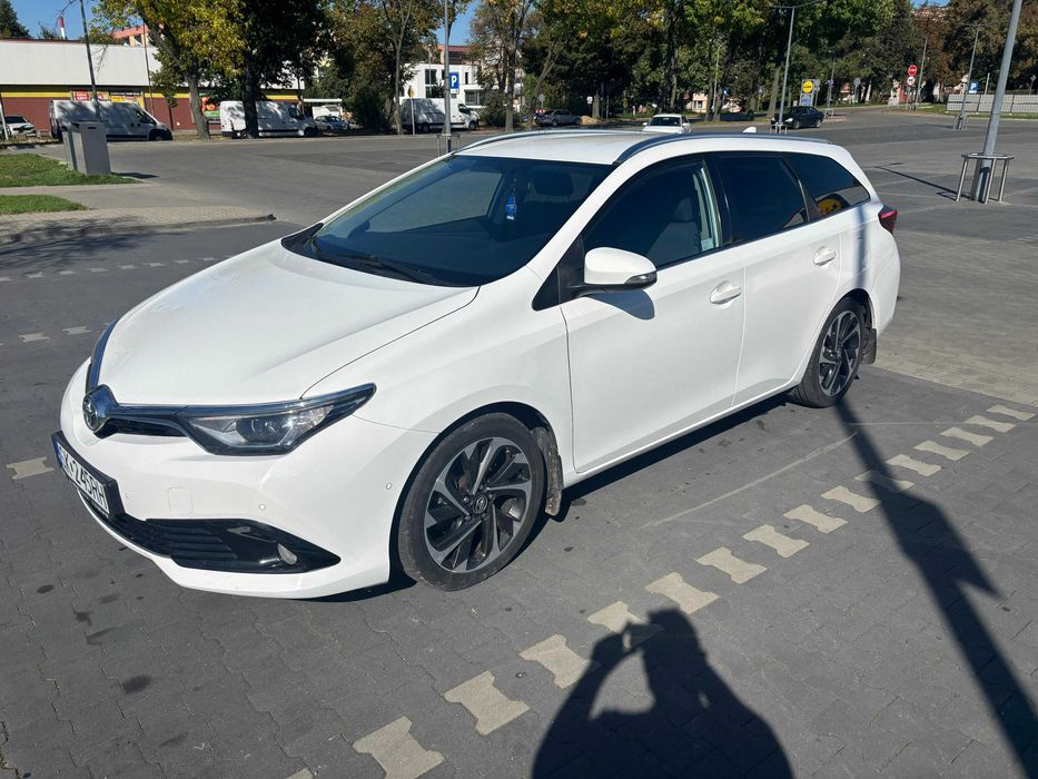 Toyota Auris Kombi 1.6 D4D