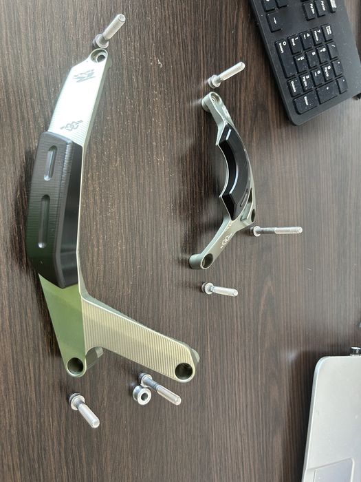 OEM GENUINE SUZUKI GSXR1000 l7-m4 захист кришок двигуна