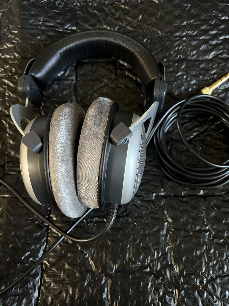 Beyerdynamic DT 880  Edition 32 Om