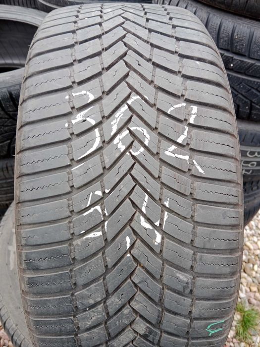 Opona używana 225/45R18 Bridgestone Weather Control A005 1szt.