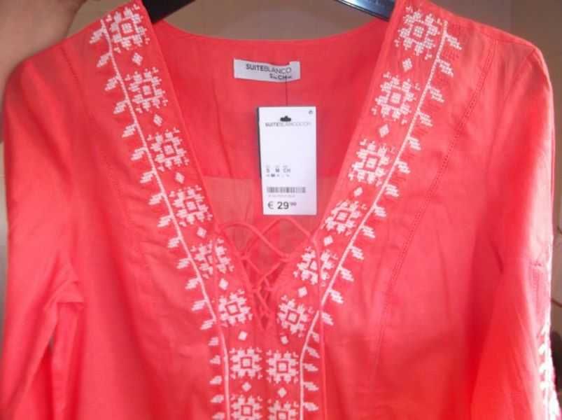 Camisa / Blusa Salmão Bordada Blanco NOVA