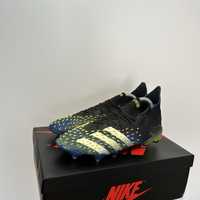 Buty piłkarskie Adidas Predator Freak.1 SG korki granatowe