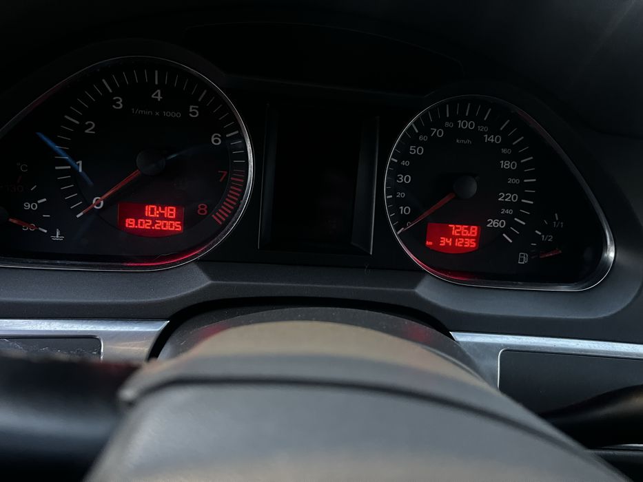 Продам ауди а6 в нормальном состояние