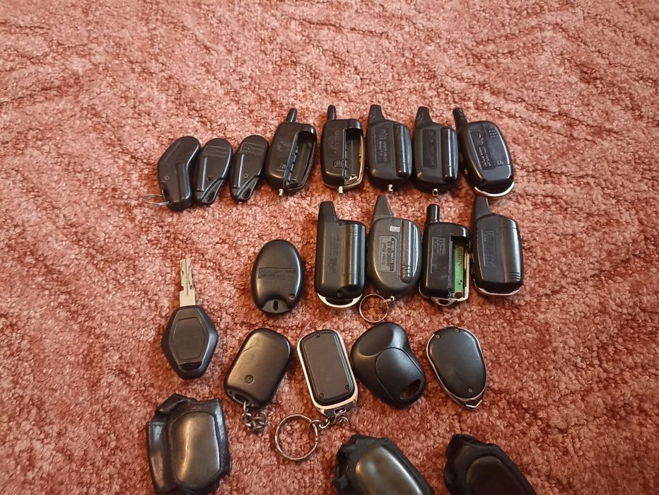 Пульти до сигналізацій  різних.