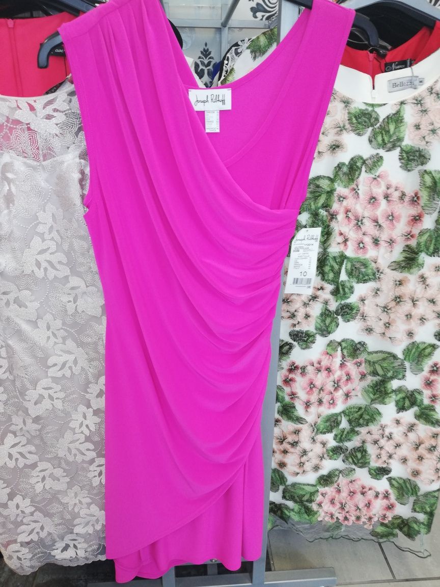 Joseph Ribkoff sukienka w kolorze fuksji 38