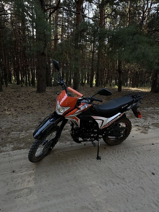 Мотоцикл SP200D-5B Spark