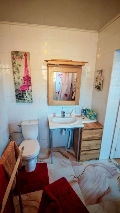 Здається в оренду 2к квартира в будинку