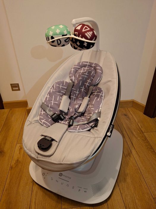 Bujaczek huśtawka 4moms MamaRoo 5.0
