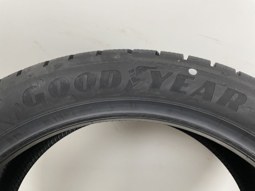 245/40R19 275/35R19 Goodyear UltraGrip Performance+ MO NOWE!!!