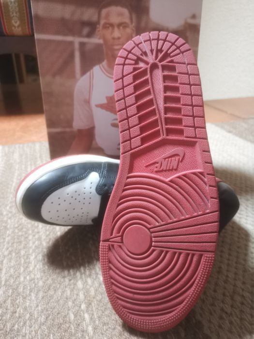 Nike Jordan 1 Original Black Toe 2025 tam 8,5 n°42 como nova com factu