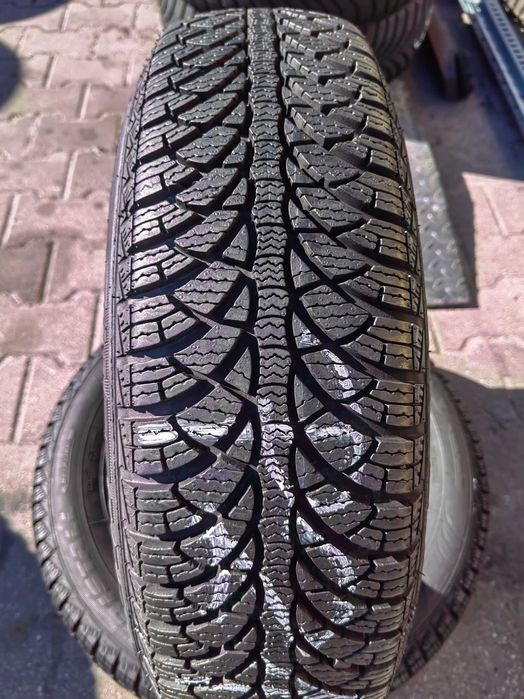 165/70R14 81T Fulda Kristall Monter 3 para zima PZ148 K5