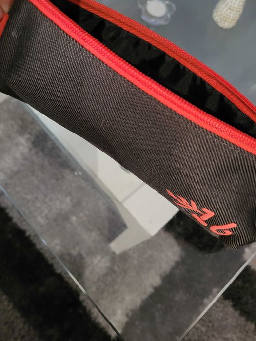 Estojo escolar âmbar