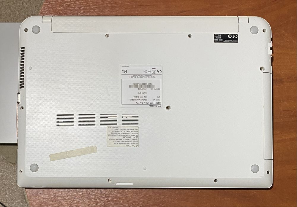 Ноутбук Toshiba Satellite L50-B-1TX 15.6"/4GB RAM/120GB SSD! N2016