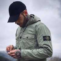 Одна з самих топових моделей STONE ISLAND GORE TEX 
Вітрівка від ві