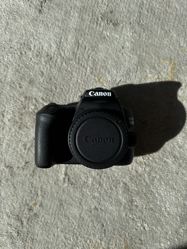 Camera fotografica Canon EOS 250D