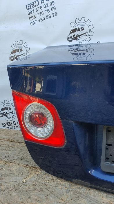 Кришка багажника, ляда Volkswagen Jetta, джета синя седан