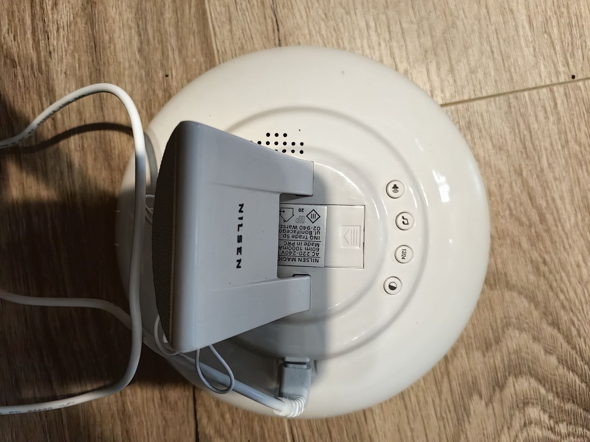Radiobudzik Nelsen kolorowy zegar elektroniczny