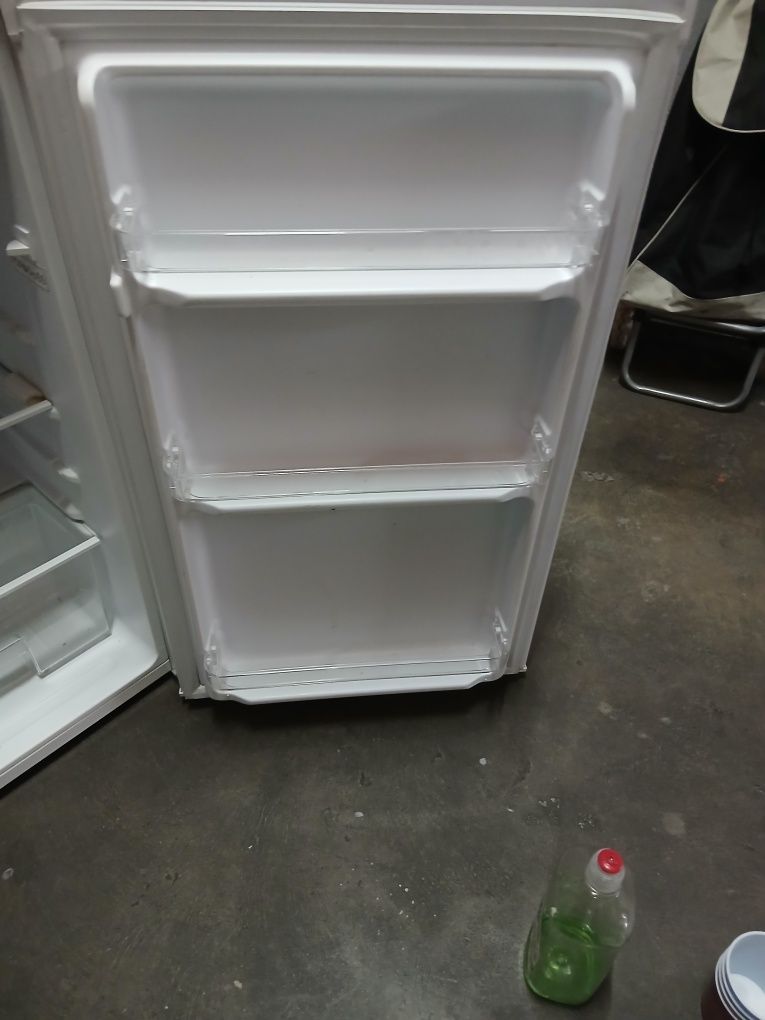 Frigorifico em bom estado e fazer frio