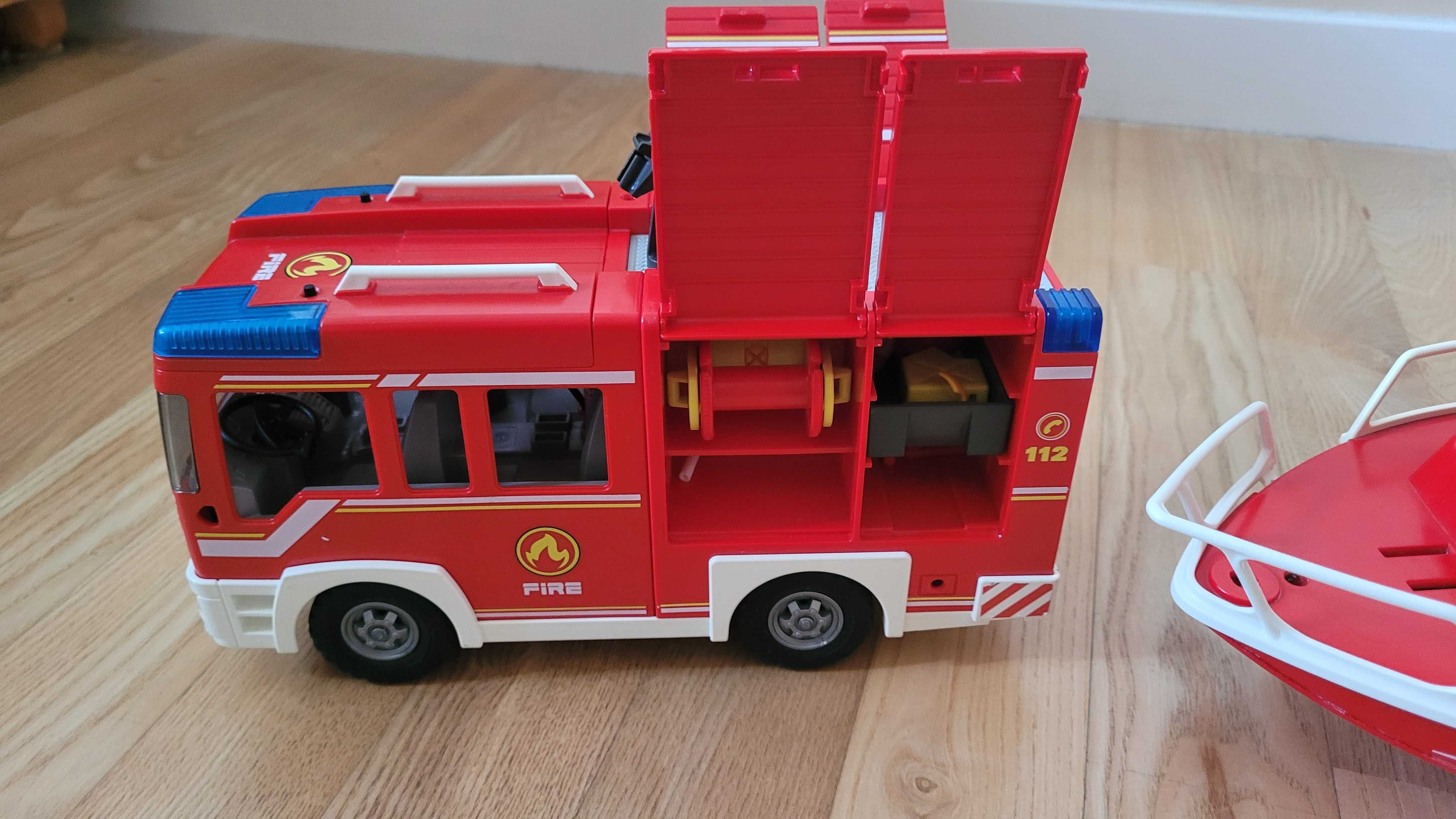 Playmobil 9464 Pojazd ratowniczy straży pożarnej dodatkowo łódź