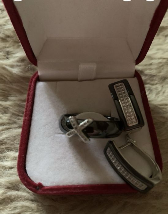 Комплект из серебра