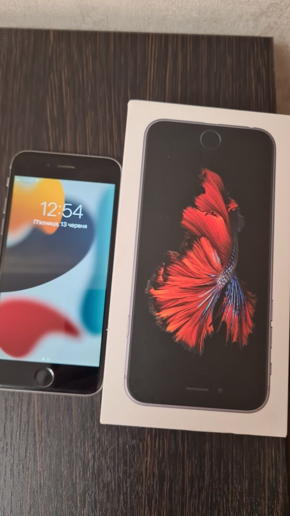IPhone 6 S з коробкою