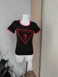 Czarny T-shirt z czerwonymi cyrkoniami, nowy z metką, rozmiar S