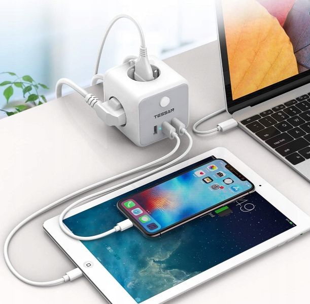 TESSAN Listwa Zasilająca Cube z 3 Gniazdami i 3 USB