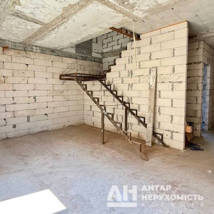 Продається двоповерховий таунхаус в Кропивницькому, р-н  Гірниче