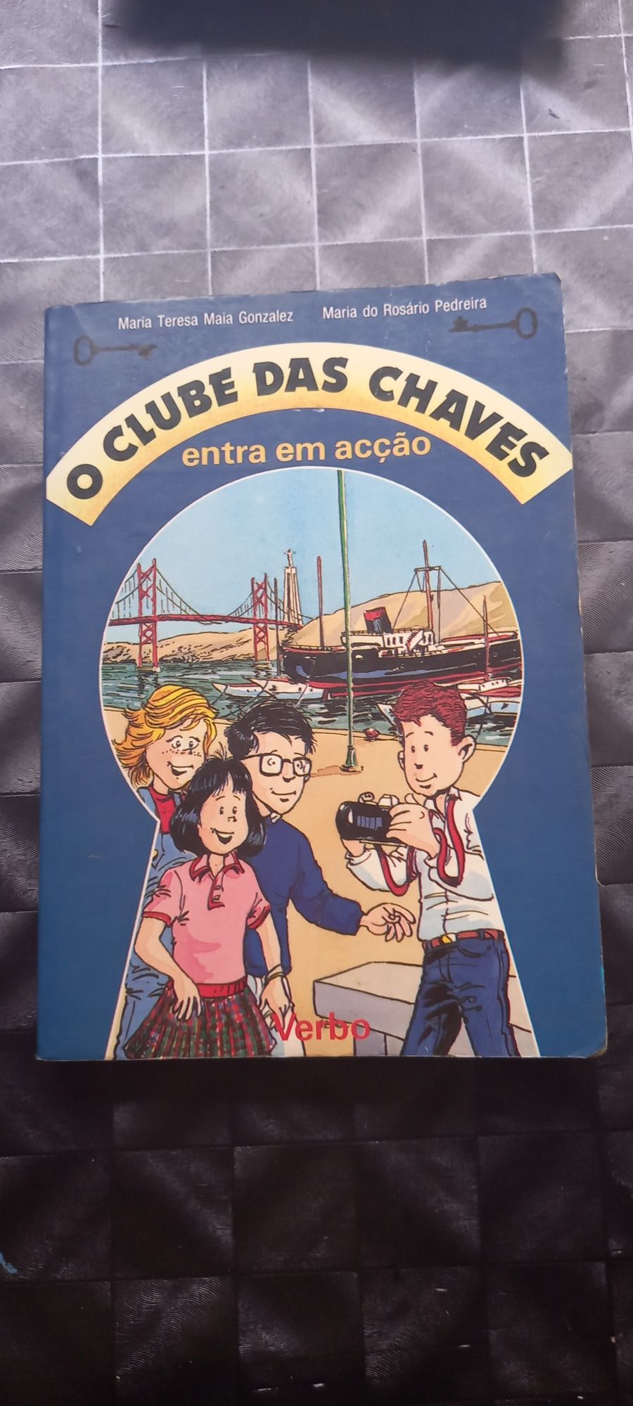 Livro "O clube das chaves"