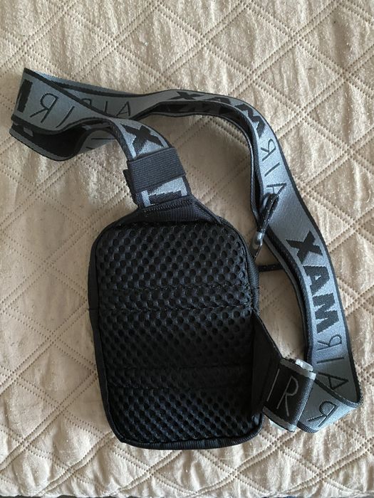 сумка через плече Nike