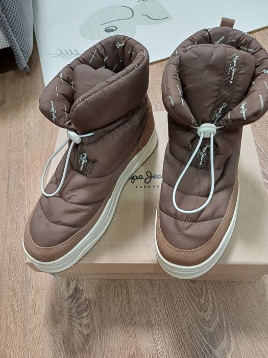 Зимові дутики черевики pepe jeans