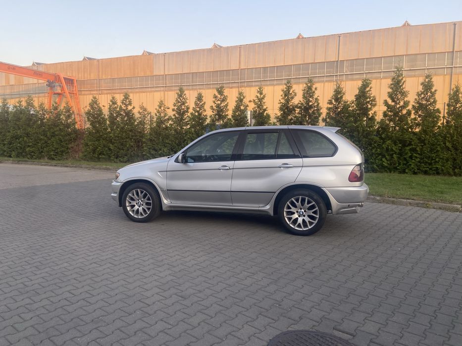 BMW X5 4.4 v8 + LPG E53