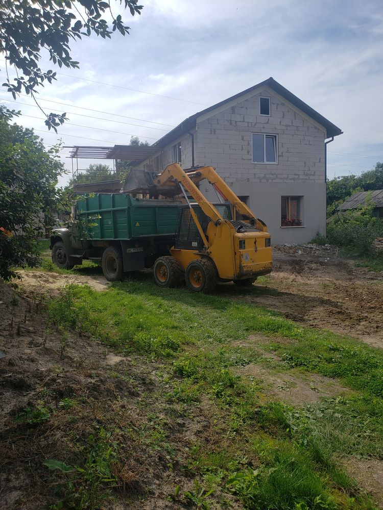 Послуги міні-навантажувача бобкат.