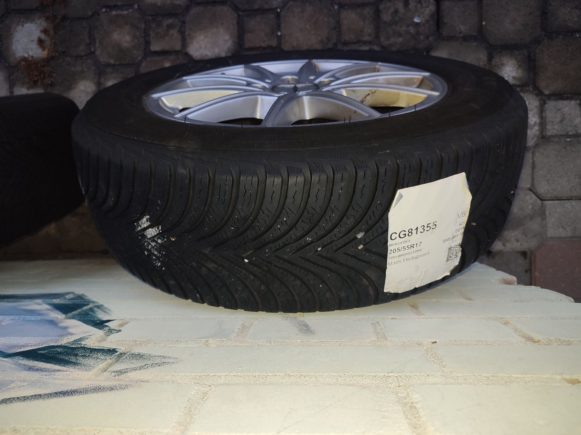 Koła Mercedes 16" WIELOSEZONOWE  Michelin Alpina 5