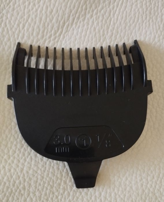 Набор універсальный новый 5 насадок для машинки для стрижки волос.