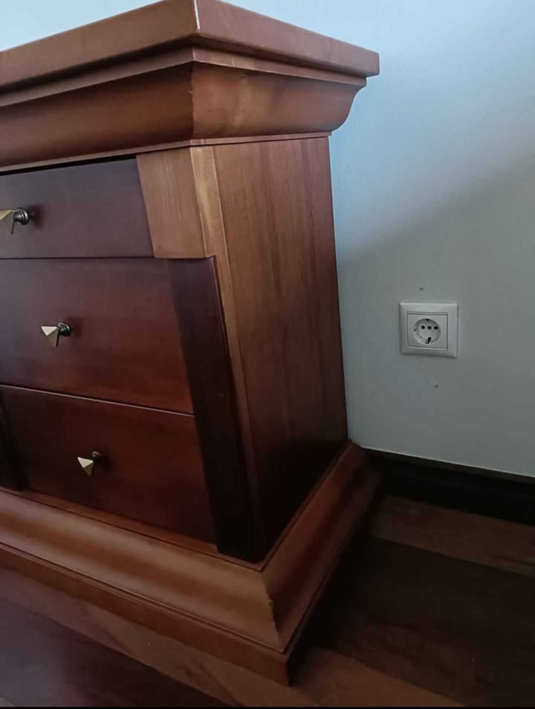 Mesa de cabeceira