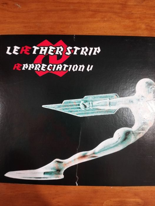 CD Lether Strip 
CD Lether Strip - Appreciation V 
Excelente estado de