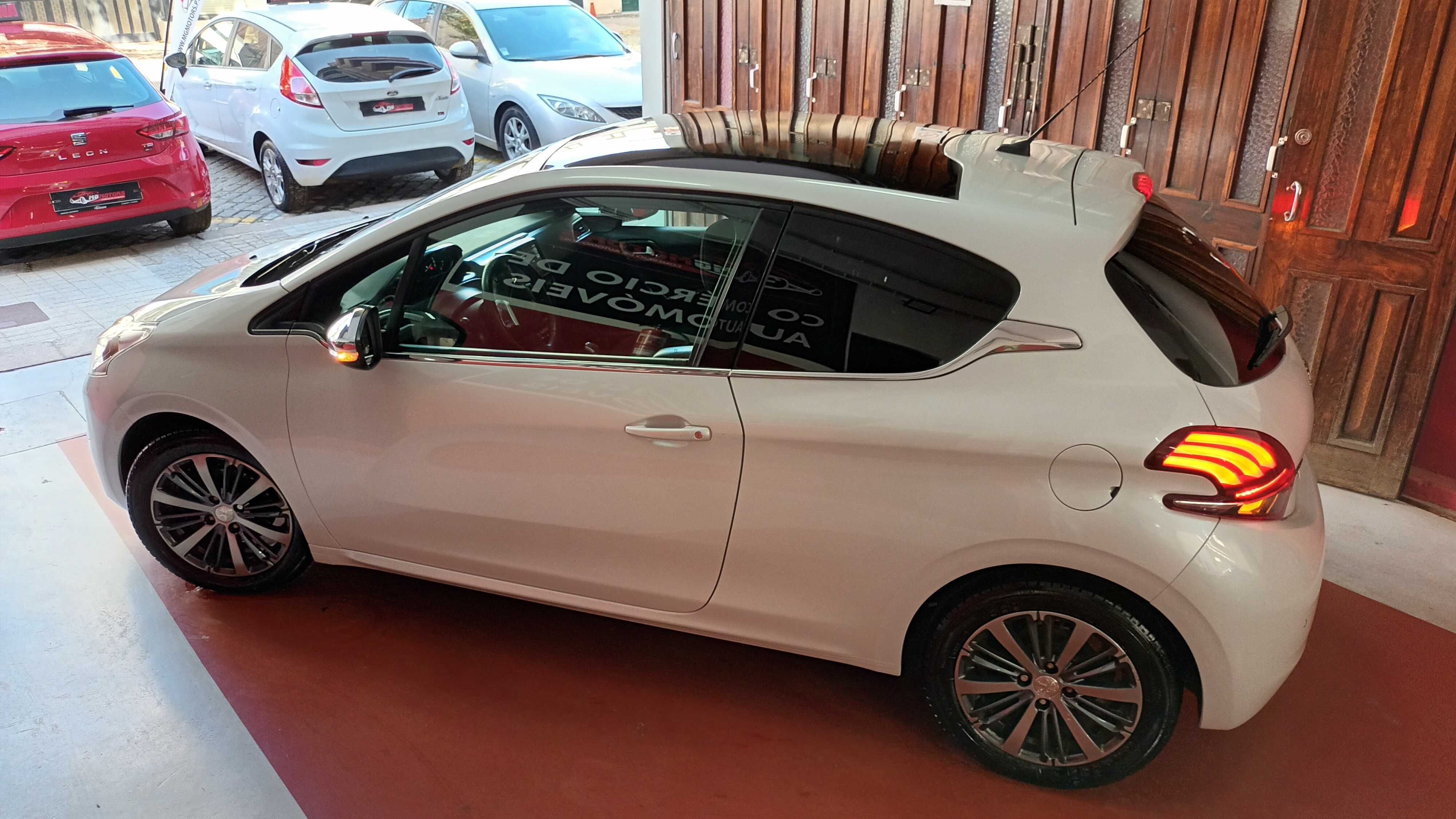 Peugeot 208 1.2 PureTech Allure