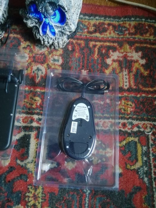 Skull Клавіатура+мишка+usb hub коврик+колонки