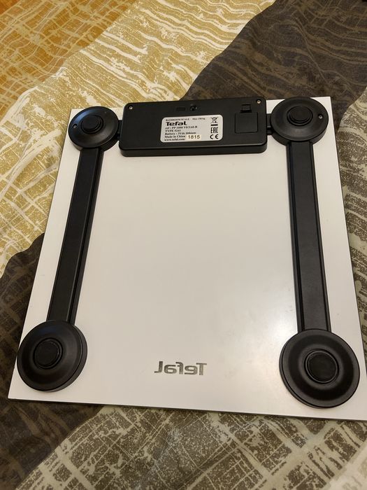 Продам весы Tefal
