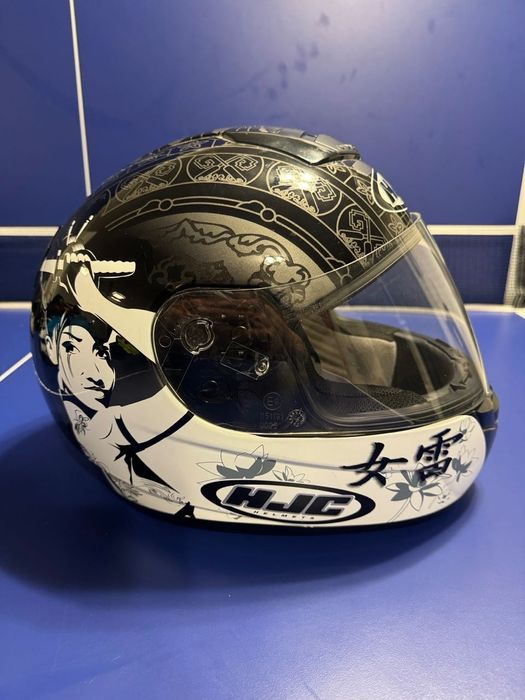 Kask motocyklowy szosowy HJC CS-R1 Samurai – rozmiar M