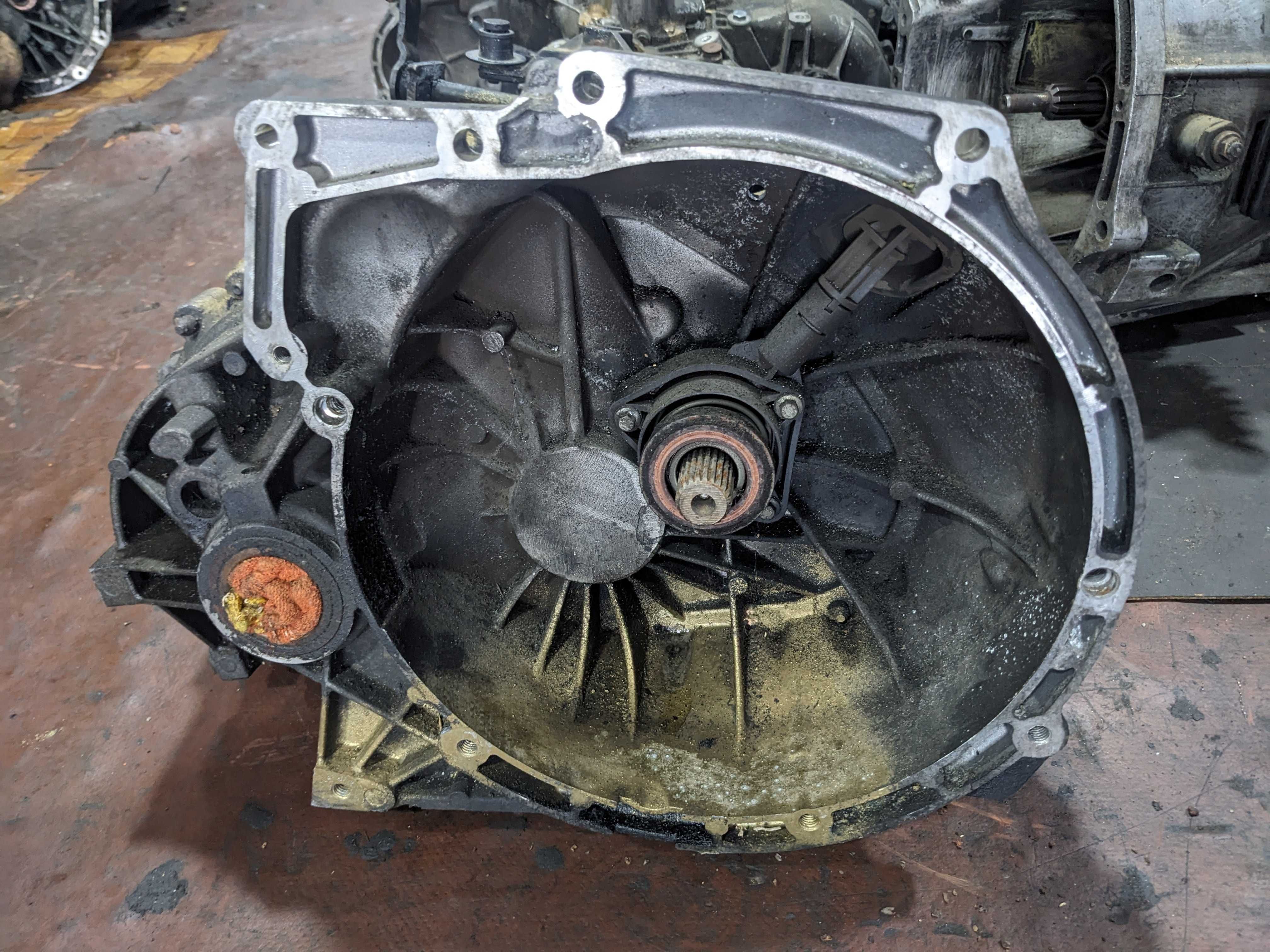 КПП Коробка передач FORD FOCUS II C-MAX MAZDA 3 1.6 TDCI 6M5R-7002-YA