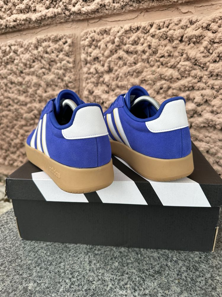 ОРИГІНАЛ Adidas Barreda JP7099