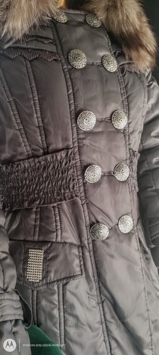 Kurtka damska z naturalnym kołnierzem