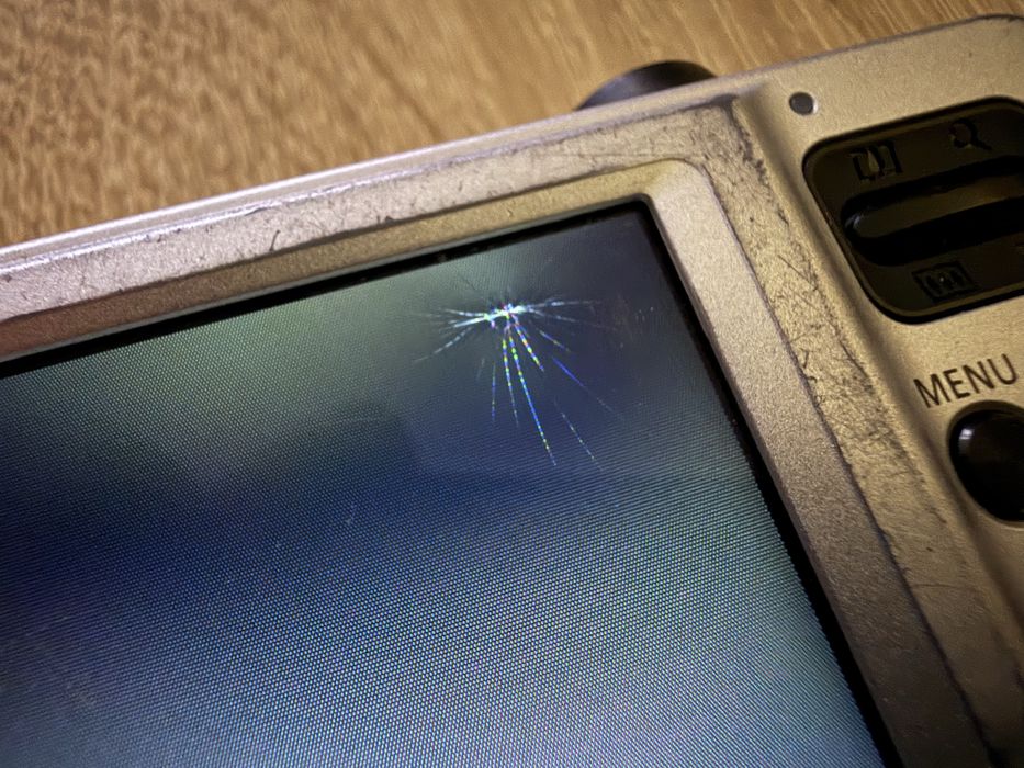 Sprzedam aparat cyfrowy kompaktowy Samsung es78 14.2 megapikseli